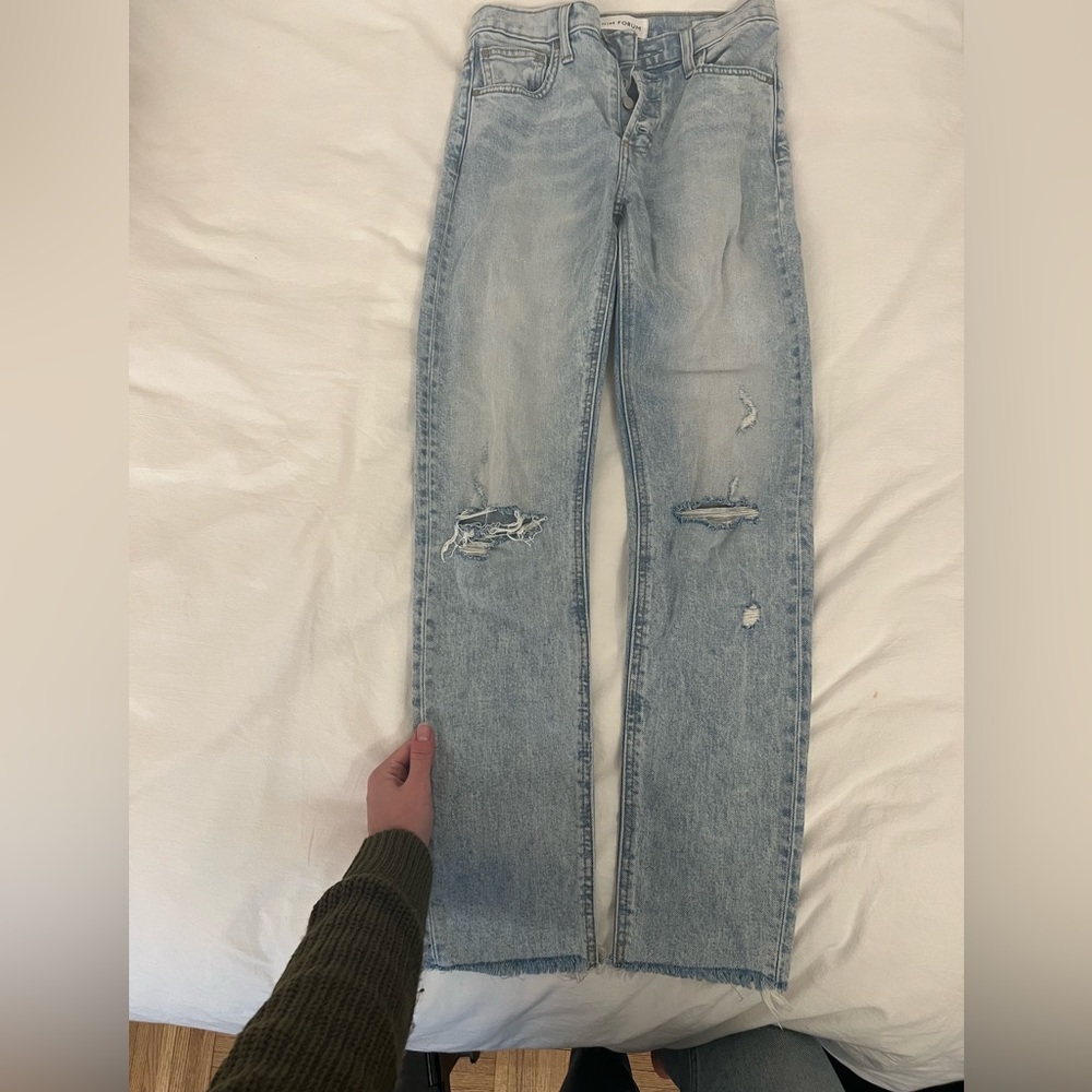 Aritzia Denim Forum Yoko High Rise Slim Jean (26 waist/only worn once)